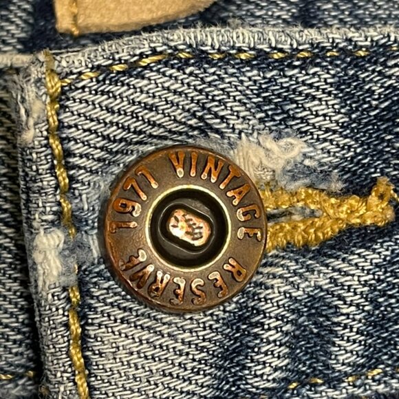 Joe's Women's Straight Leg Raw Hem Light Denim Cropped & Distressed Jeans, W27 - Picture 8 of 10